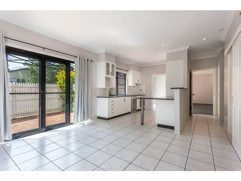 49 Lydwin Crescent, East Toowoomba QLD 4350