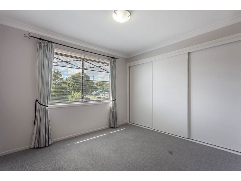49 Lydwin Crescent, East Toowoomba QLD 4350