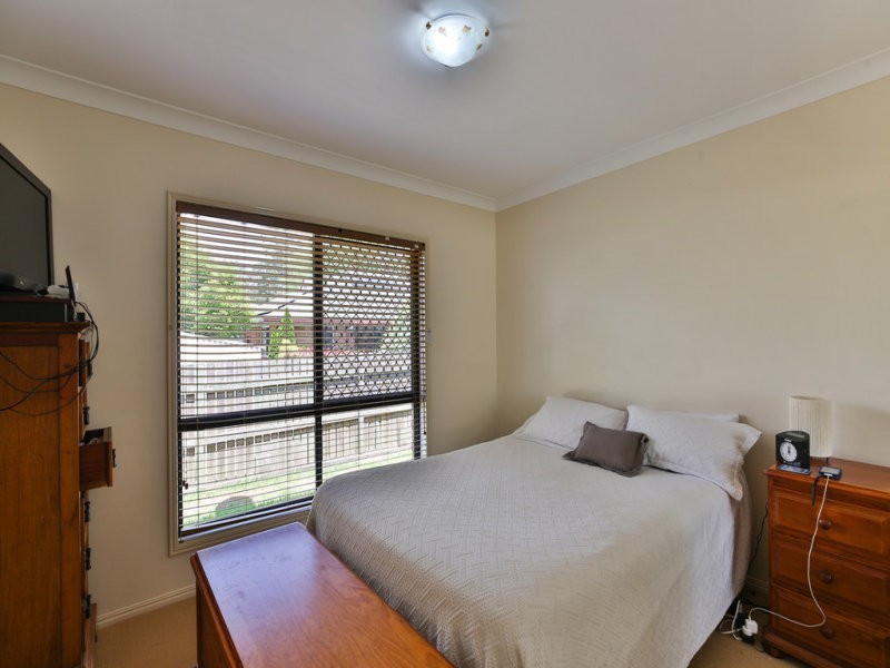 28 Holt Street, Middle Ridge QLD 4350