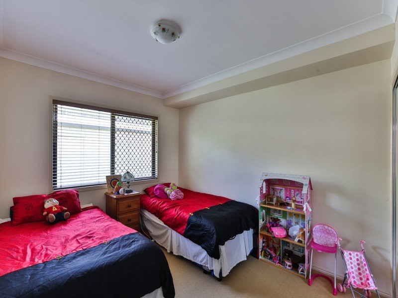 28 Holt Street, Middle Ridge QLD 4350