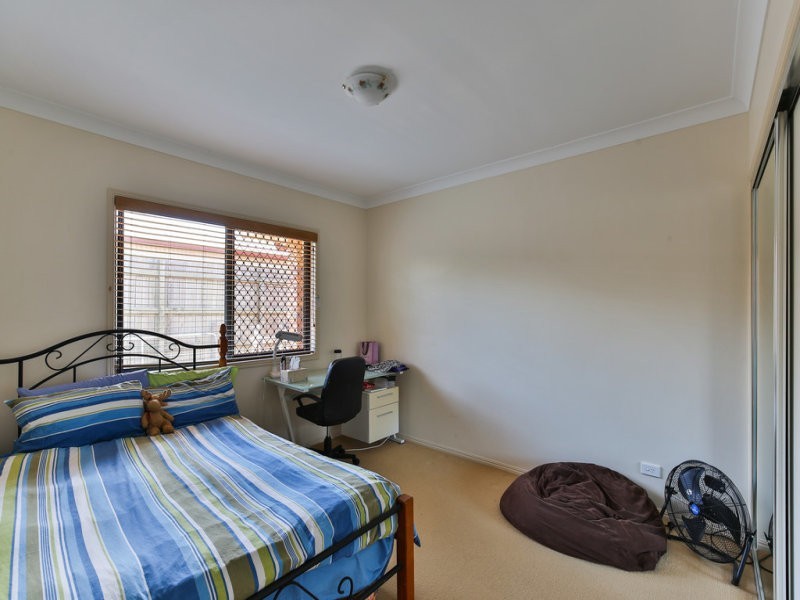 28 Holt Street, Middle Ridge QLD 4350