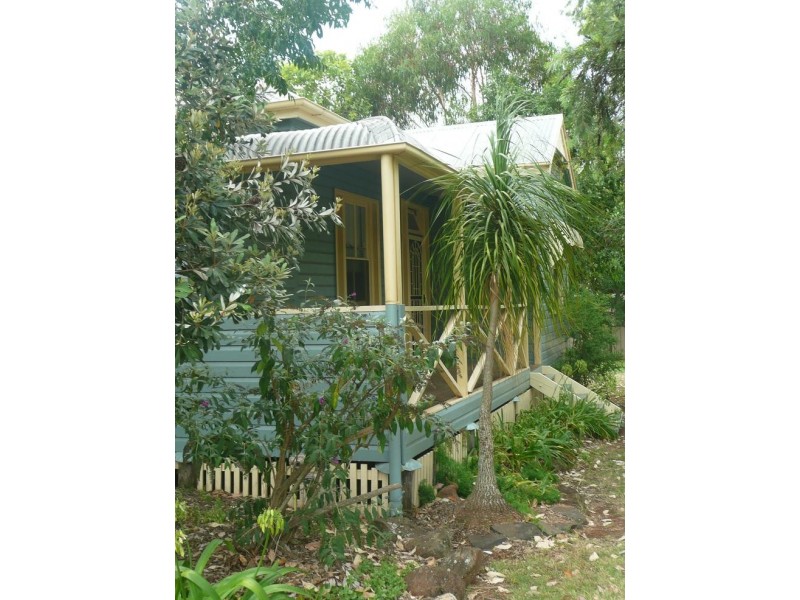 6 Aland Street, South Toowoomba QLD 4350