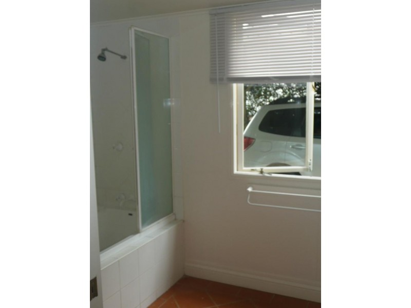 6 Aland Street, South Toowoomba QLD 4350