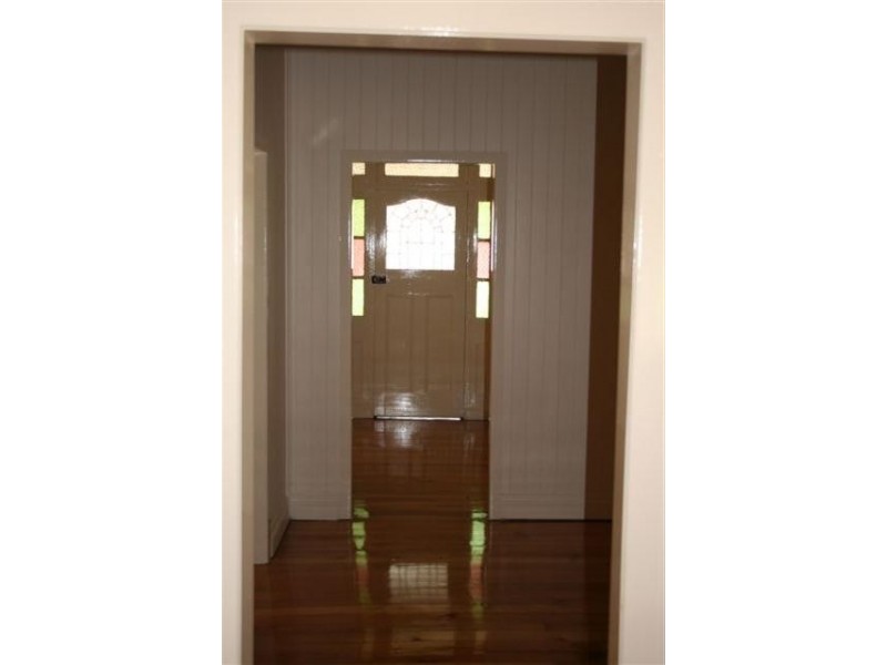 6 Aland Street, South Toowoomba QLD 4350