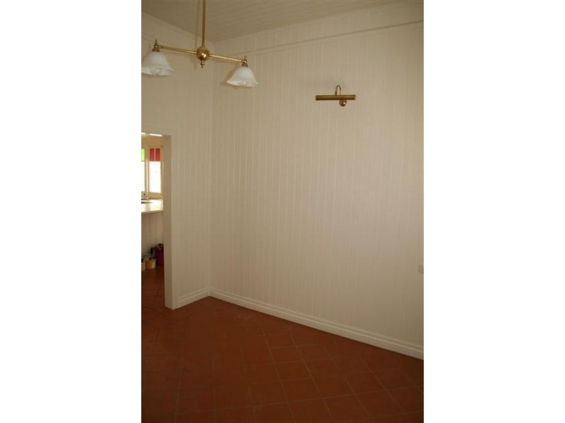 6 Aland Street, South Toowoomba QLD 4350