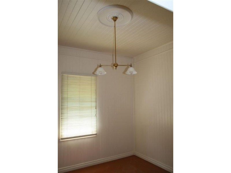 6 Aland Street, South Toowoomba QLD 4350