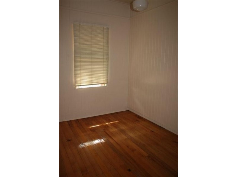 6 Aland Street, South Toowoomba QLD 4350