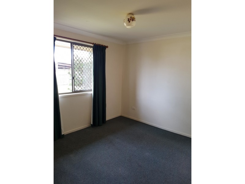 2/53a Holberton Street, Newtown QLD 4350