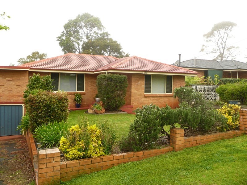 14 Catto Street, Centenary Heights QLD 4350