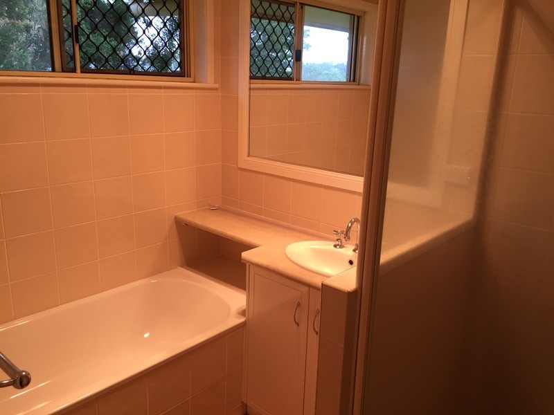 14 Catto Street, Centenary Heights QLD 4350