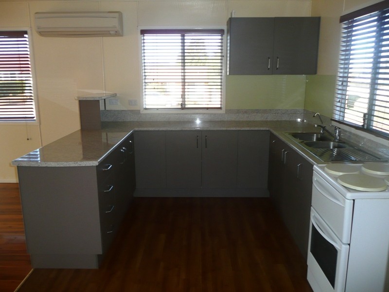 2 Fitzpatrick Street, Wilsonton QLD 4350