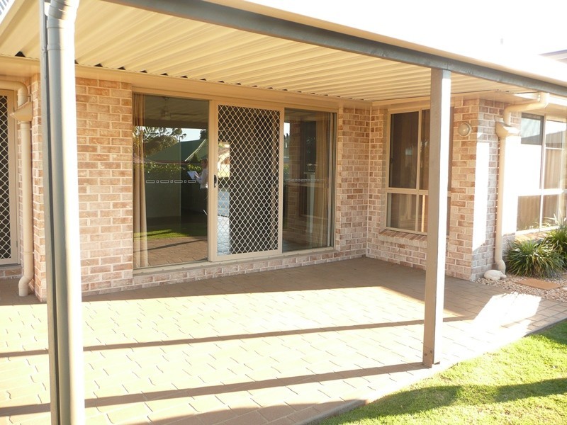 3 McCallum Court, Middle Ridge QLD 4350