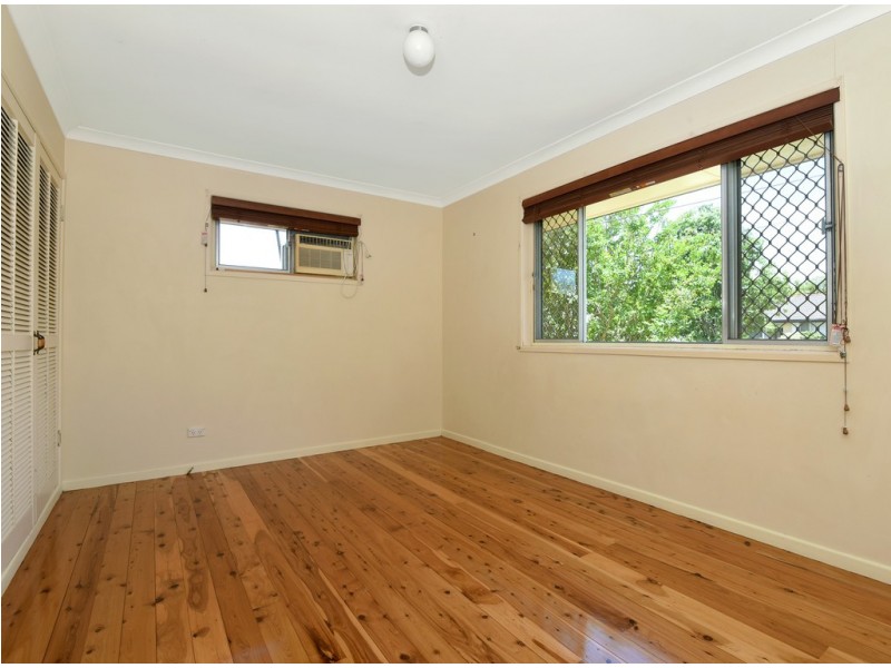 10 Girrawheen Street, Rangeville QLD 4350