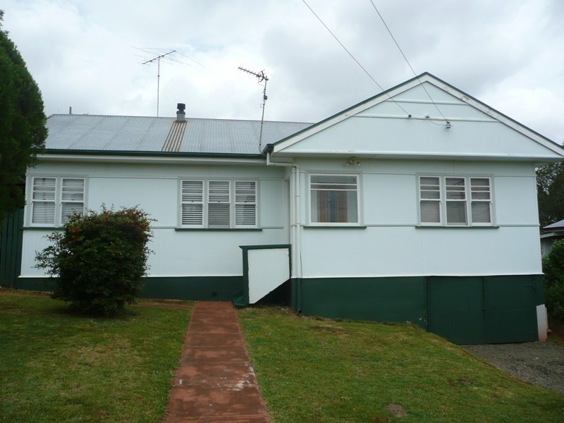 4 Webb Street, Rangeville QLD 4350