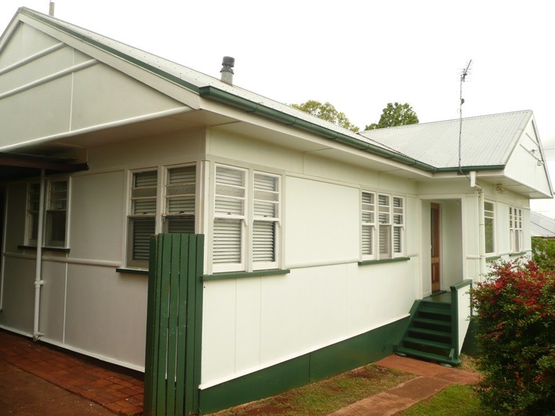 4 Webb Street, Rangeville QLD 4350