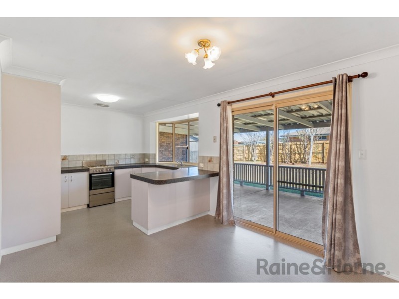 32 Lavena Drive, Darling Heights QLD 4350