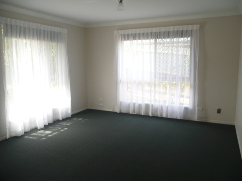 398 West Street, Kearneys Spring QLD 4350