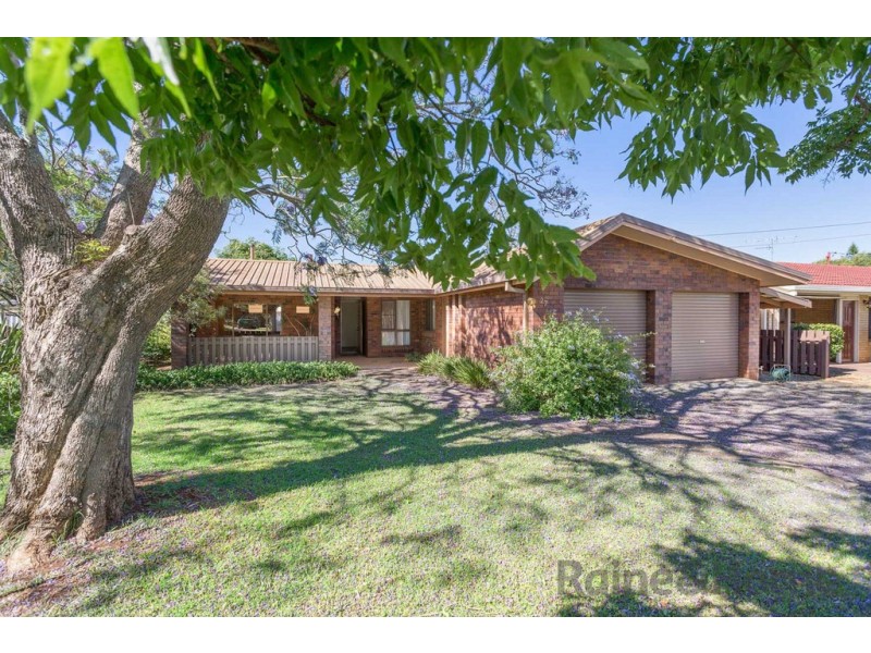 27 Brangus Street, Harristown QLD 4350