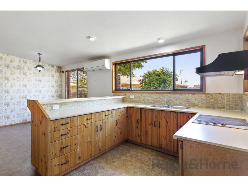 27 Brangus Street, Harristown QLD 4350