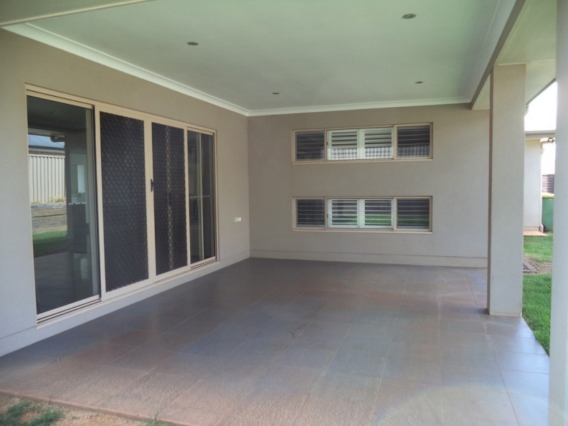 18 Rosella Street, Rangeville QLD 4350