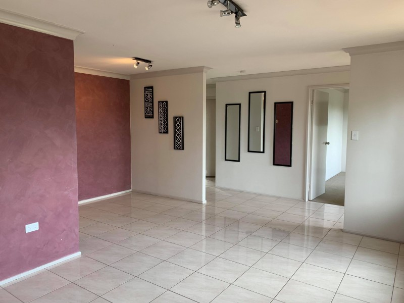 123 Glenvale Road, Newtown QLD 4350