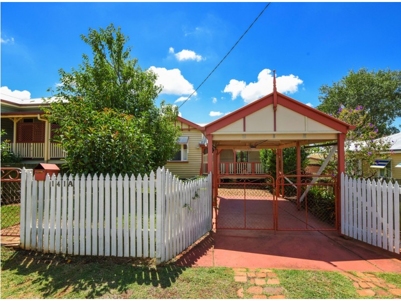 141A Long Street, South Toowoomba QLD 4350