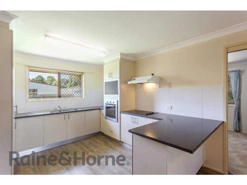 4 Jade Close, Darling Heights QLD 4350