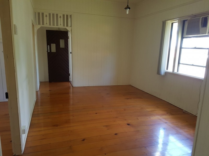 710 Ruthven Street, South Toowoomba QLD 4350