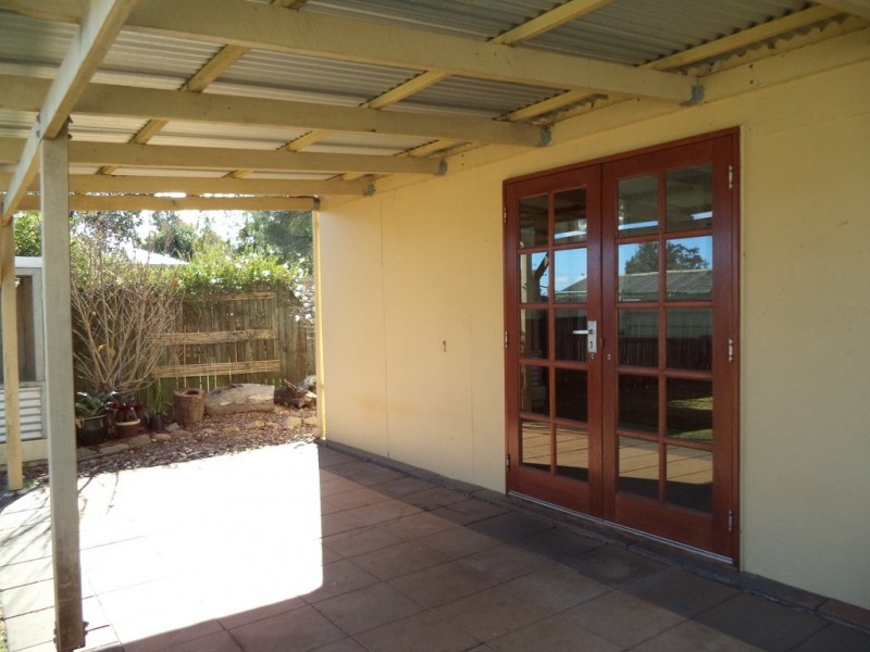 1 Parkinson Street, South Toowoomba QLD 4350