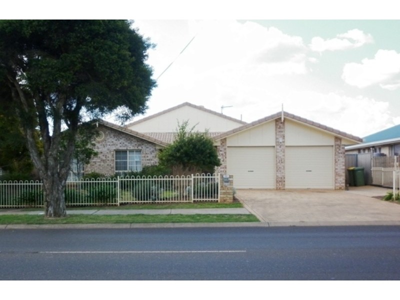 113 Hursley Road, Glenvale QLD 4350