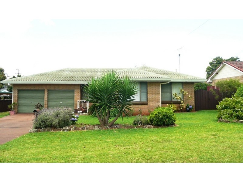 5 Aruma Street, Wilsonton Heights QLD 4350