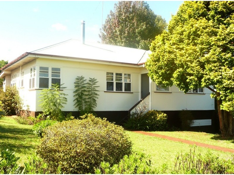6 Webb Street, Rangeville QLD 4350