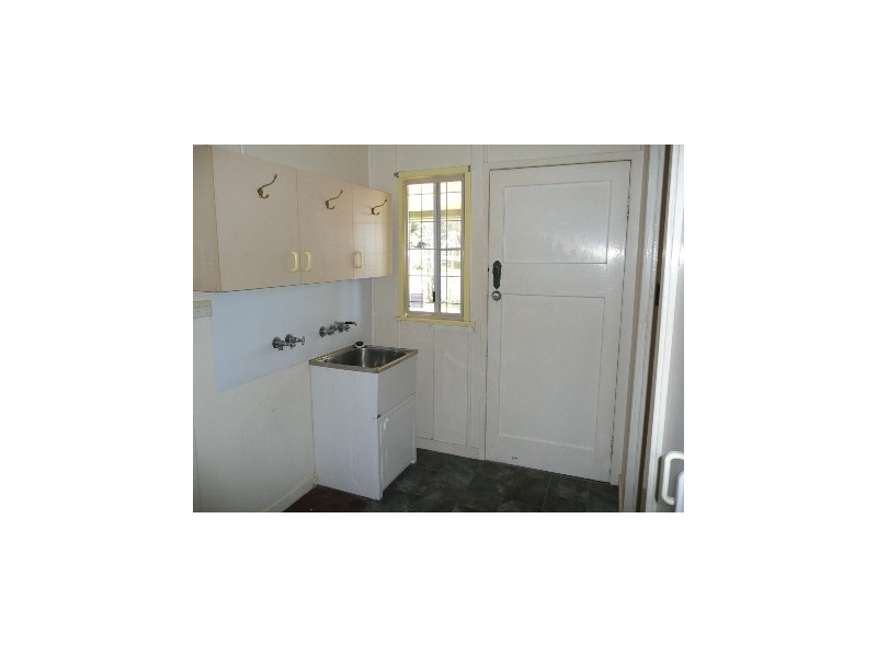 151C North Street, Rockville QLD 4350