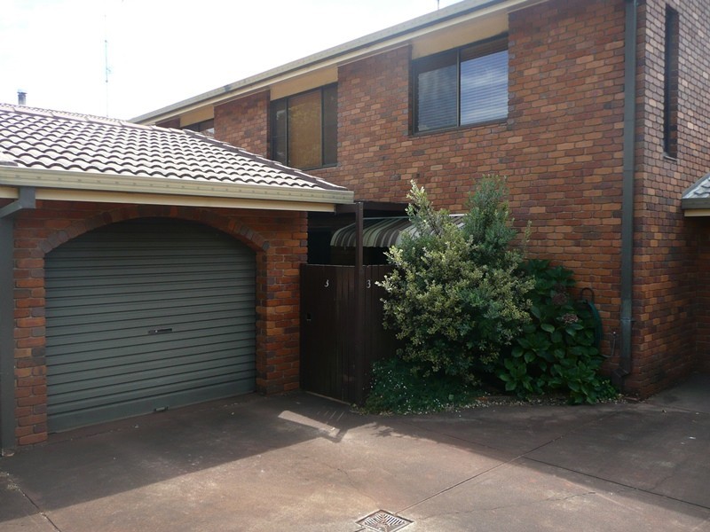 3/3 Herbert Street, East Toowoomba QLD 4350