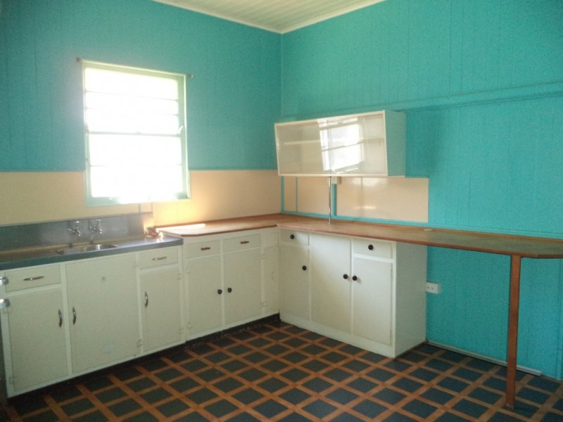 15 Albert Lane, Newtown QLD 4350