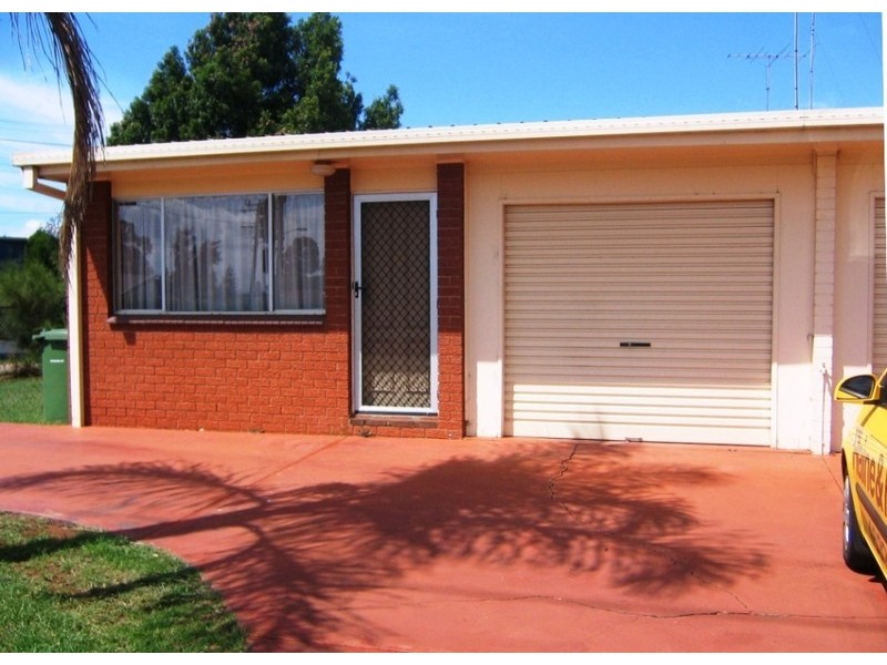 1/272 Taylor Street, Newtown QLD 4350