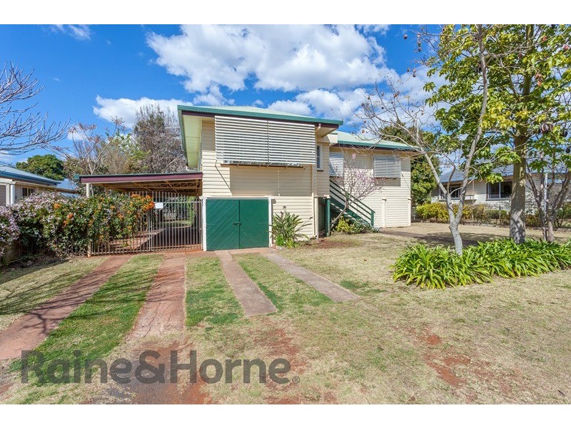 6 Miller Street, Harristown QLD 4350