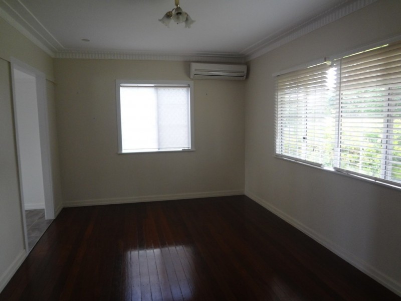 121 Perth Street, South Toowoomba QLD 4350