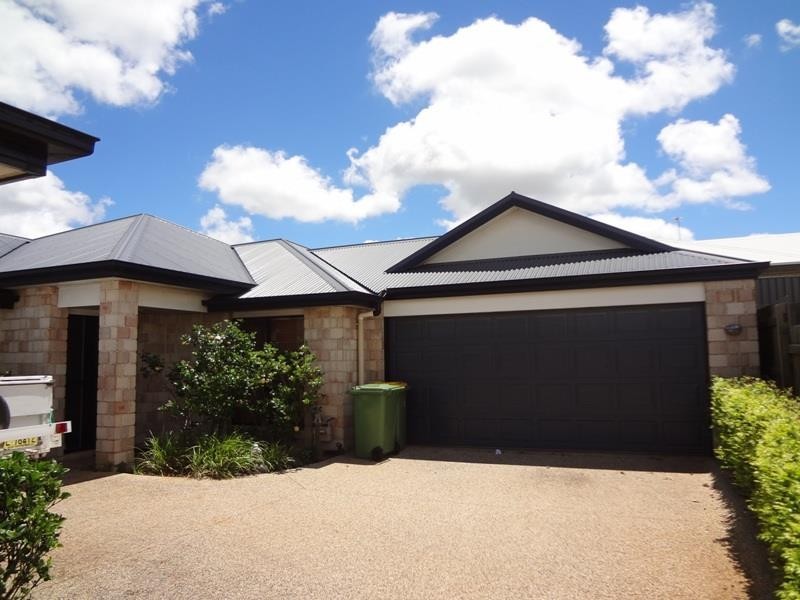 2/89 Wuth Street, Darling Heights QLD 4350