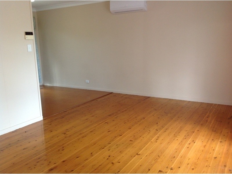 2 Barbara Street, Rangeville QLD 4350