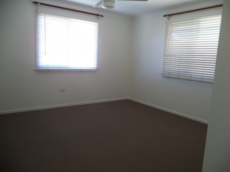 9 McNamara Street, Centenary Heights QLD 4350