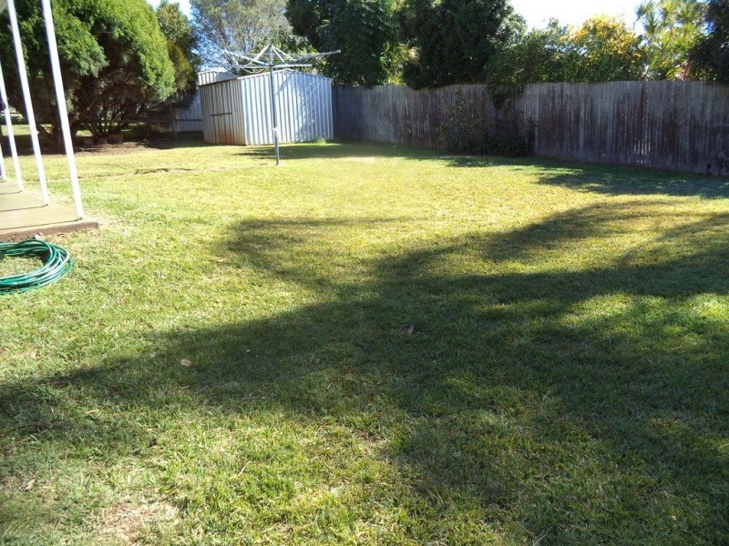 9 McNamara Street, Centenary Heights QLD 4350