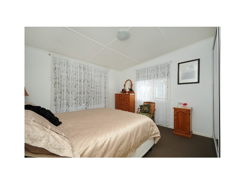 6 Lovett Street, Rangeville QLD 4350