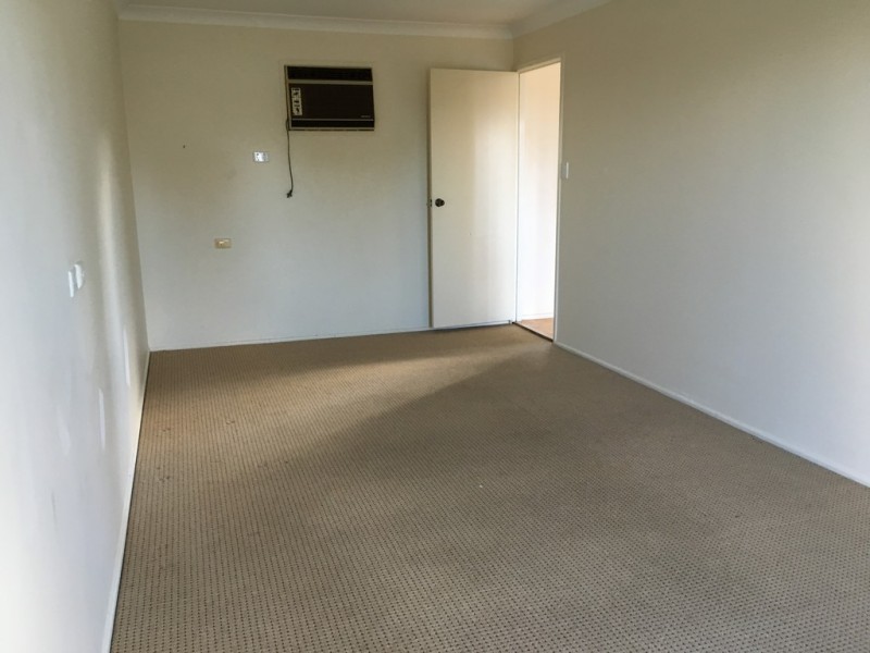 9 Coonawarra Court, Wilsonton Heights QLD 4350