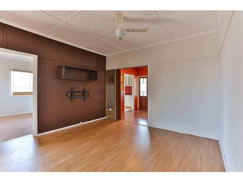 6 Sheehan Street, South Toowoomba QLD 4350