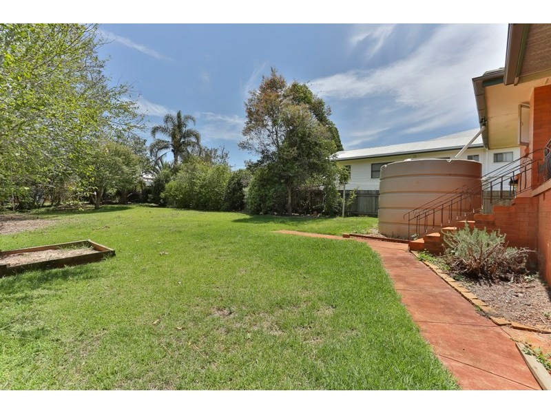25 South Street, Rangeville QLD 4350