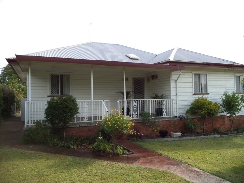 32 James Street, Rangeville QLD 4350