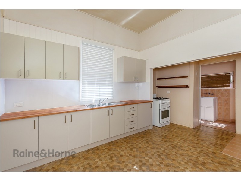 42 Grenier Street, Toowoomba City QLD 4350