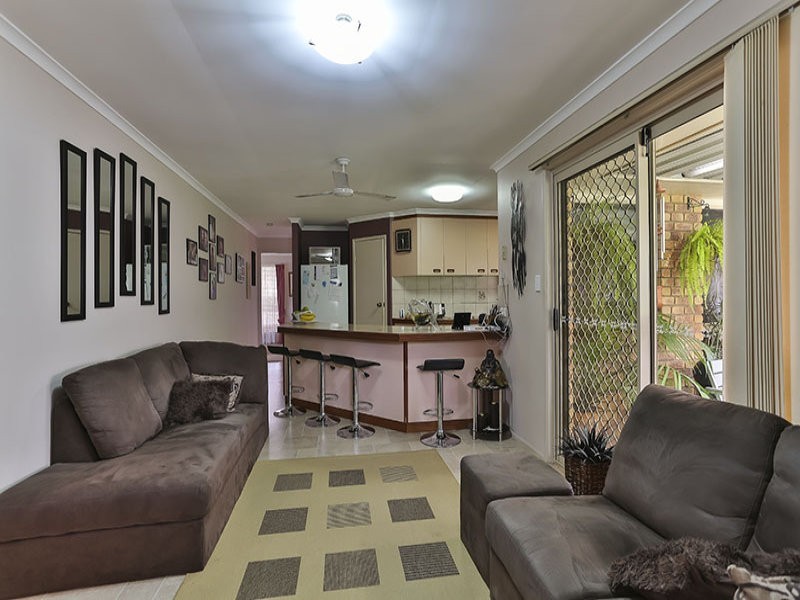 23 Armstrong Street, Wilsonton QLD 4350