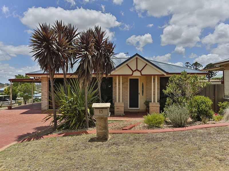 13 Batch Court, Harristown QLD 4350